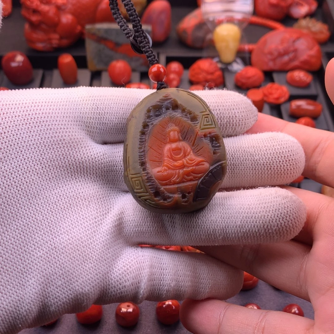 南红玛瑙未镶嵌精工雕刻包浆三色无相观音38.7*46.7mm