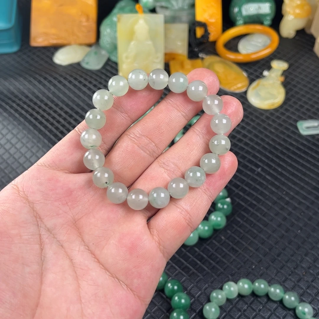 石英质玉（非洲翠）未镶嵌摆件