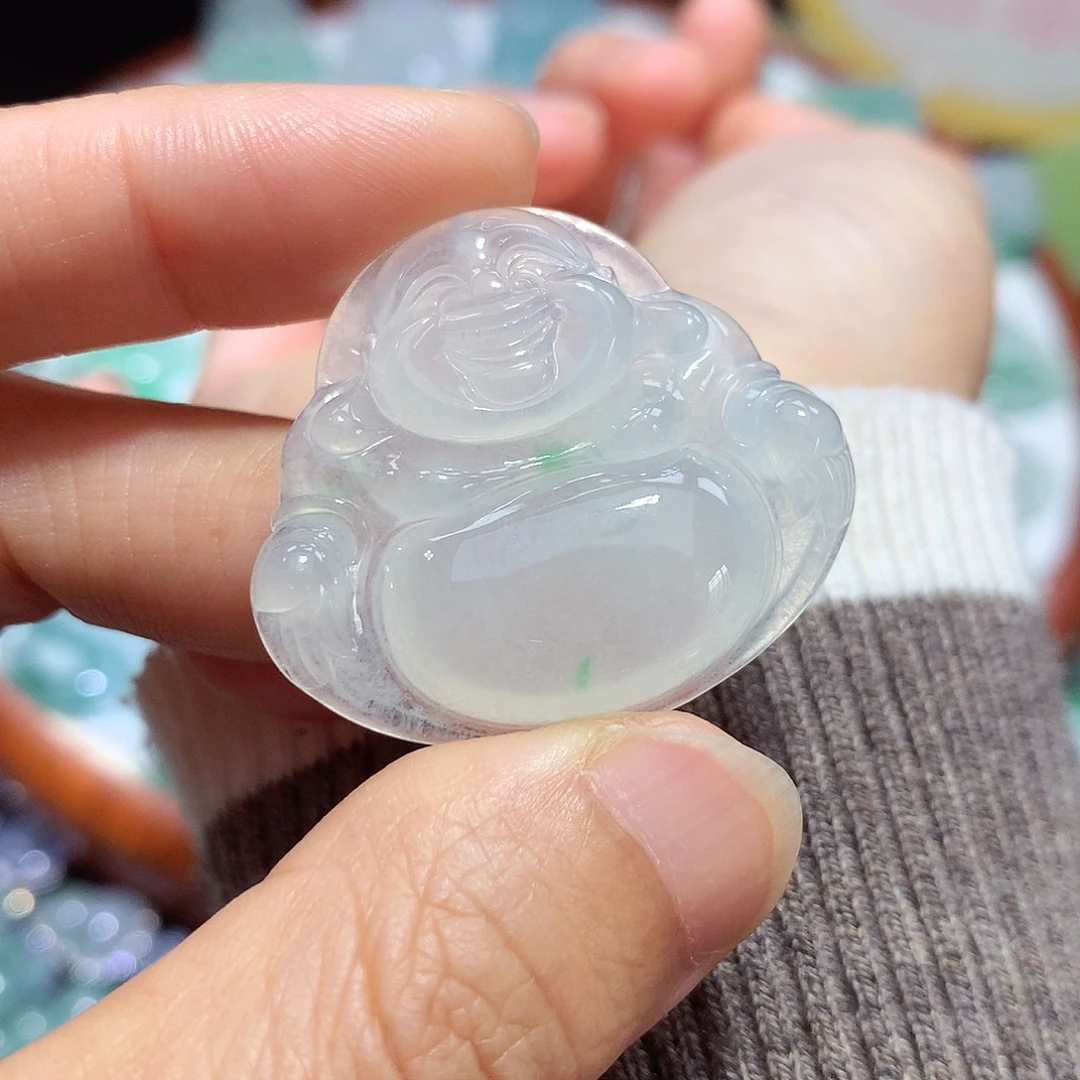 翡翠未镶嵌颈饰佛公