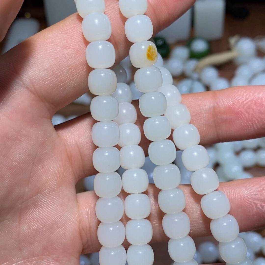 喜***好和田玉（糖玉）未镶嵌手链