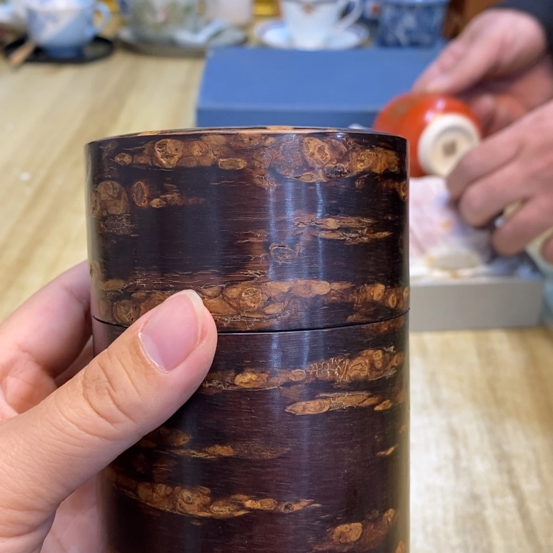 青***虾易雅集工艺品有限公司