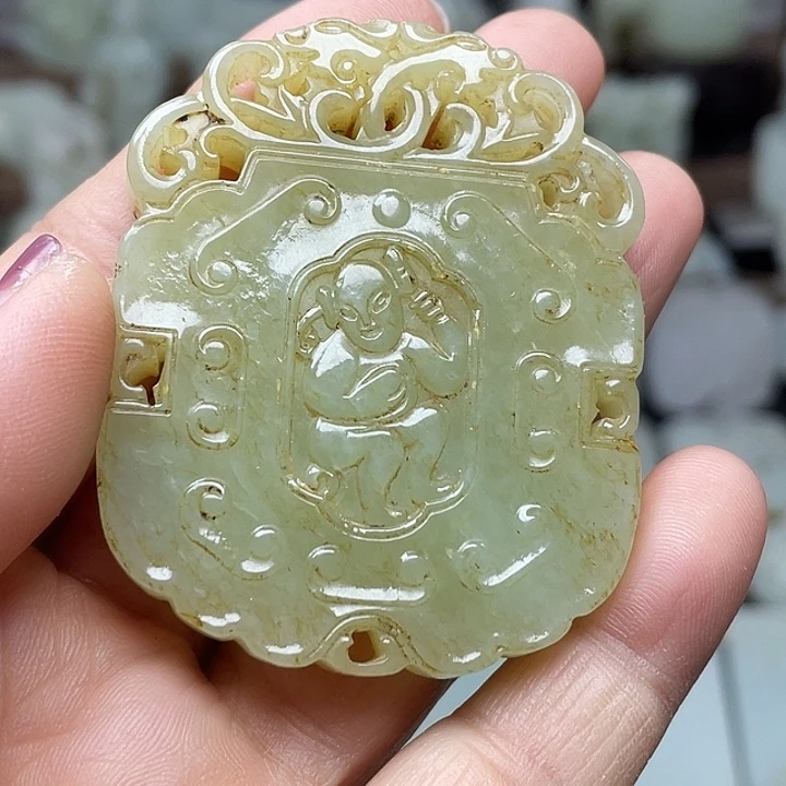 和田玉未镶嵌挂件