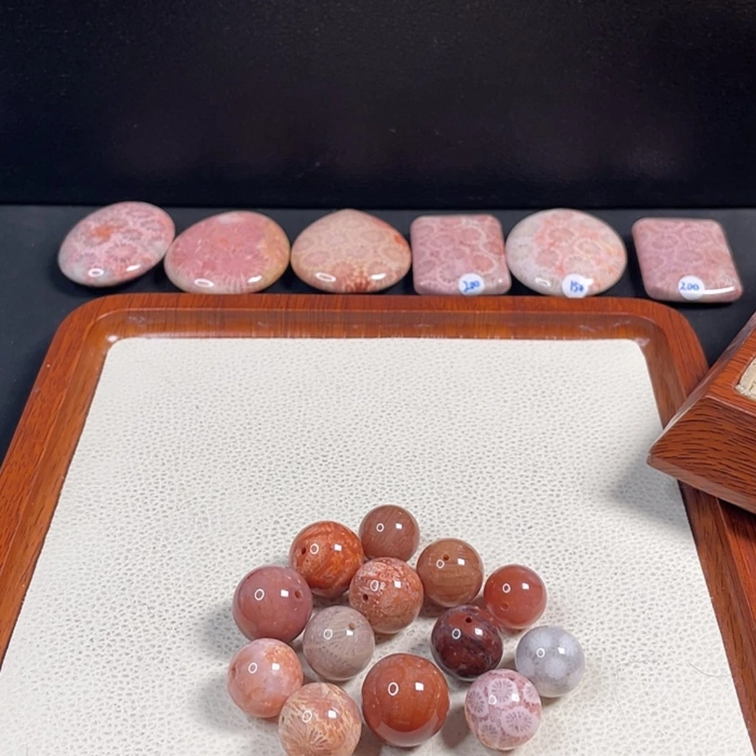 【闪购商品】硅化玉吊坠未镶嵌然***糕