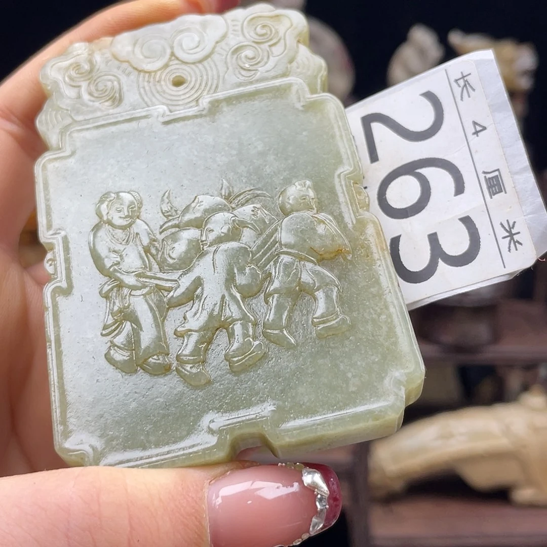 和田玉未镶嵌颈饰