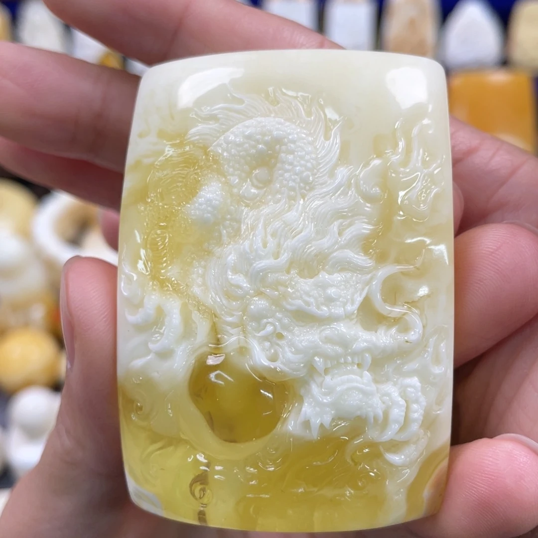 蜜蜡裸石未镶嵌琥珀蜜蜡雕刻龙牌吊坠