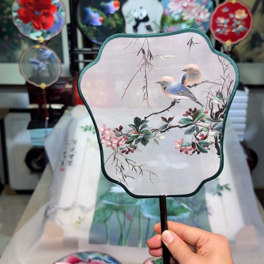 刺绣刺绣工艺精湛