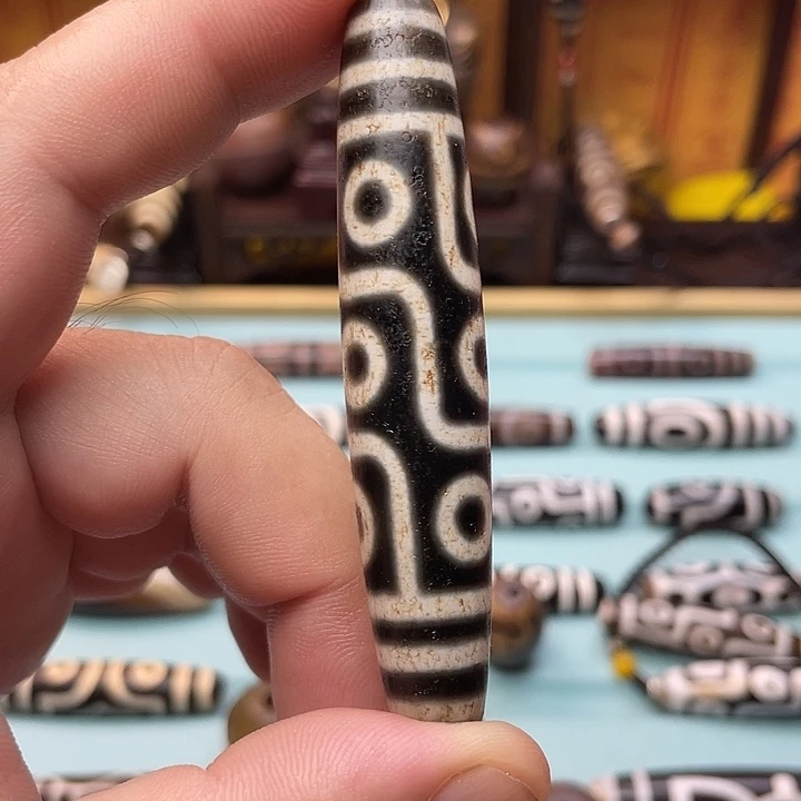 西***子玛瑙/玉髓颈饰未镶嵌九眼