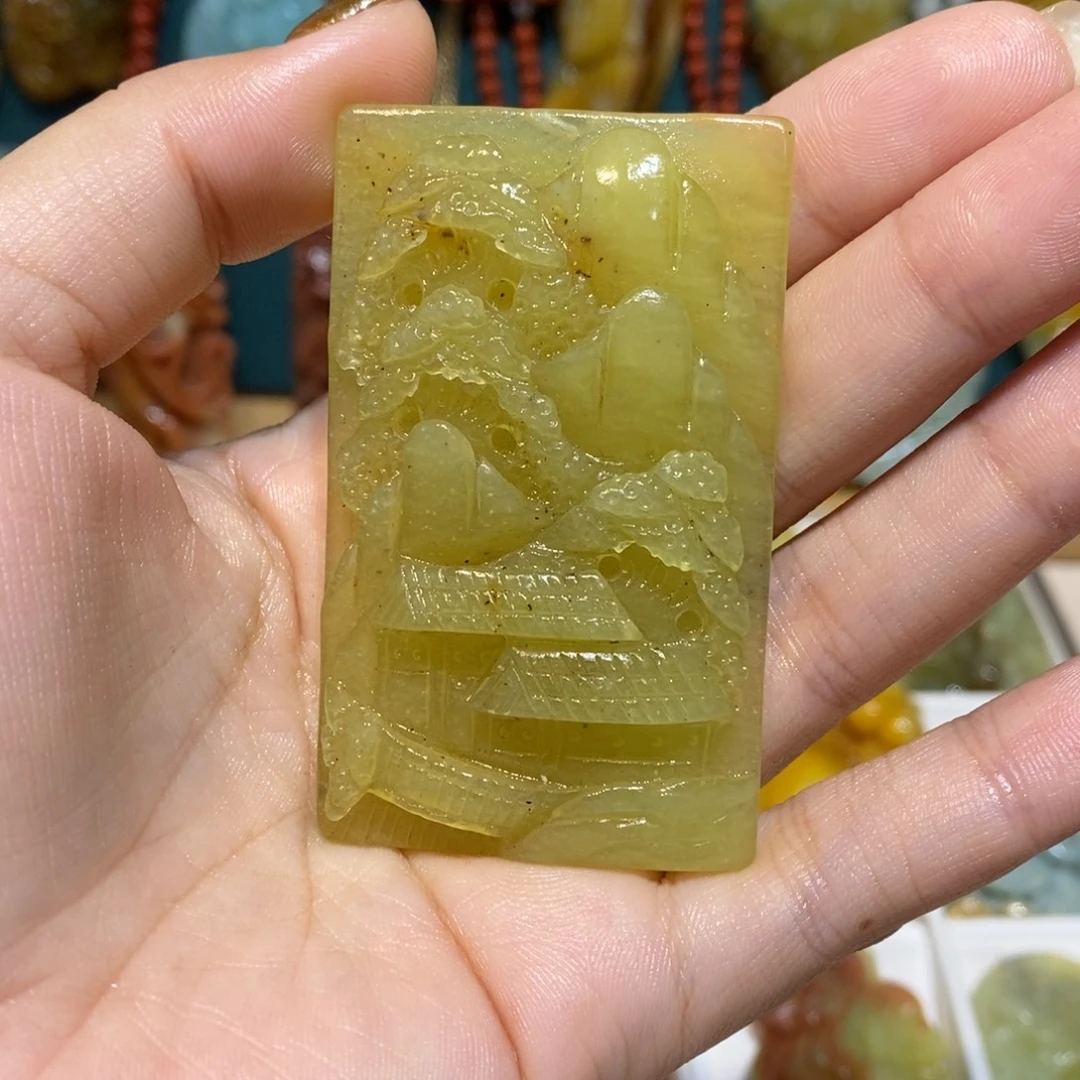 蛇纹石玉未镶嵌颈饰