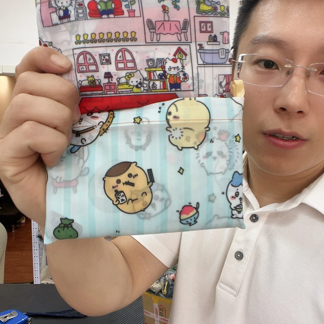 PU化妆包等各种产品的