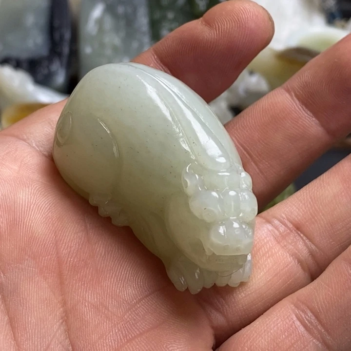 未镶嵌和田玉（糖玉）挂件