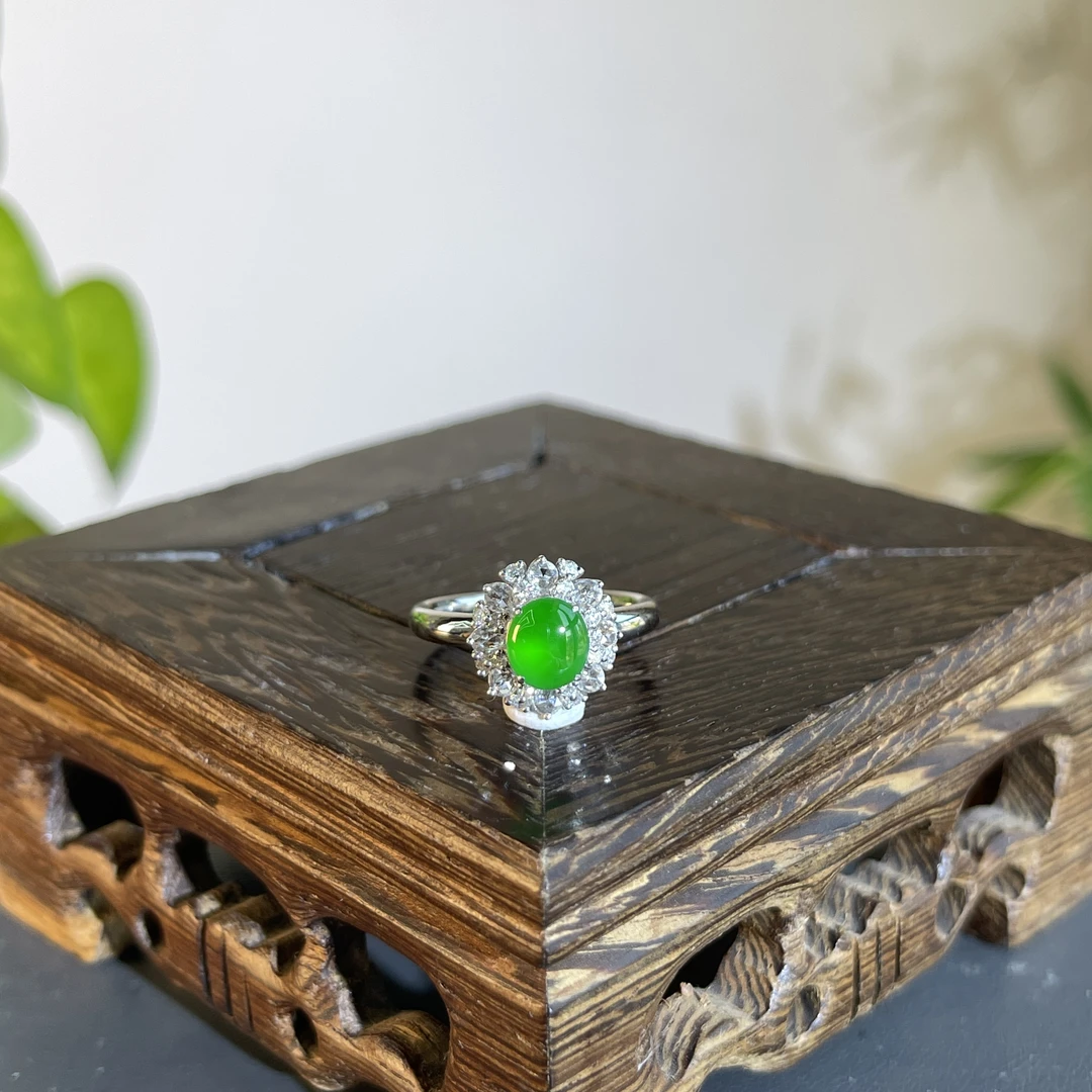 JXA22-176 天然翡翠缅甸A货 18K含钻镶嵌蛋面戒指14#