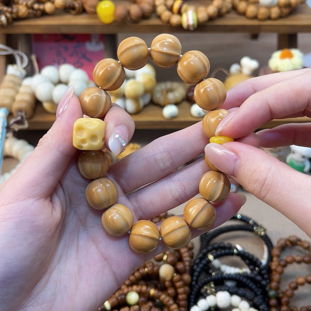 ❅****猴头核桃吊坠卡15鲨鱼背搭配奶酪