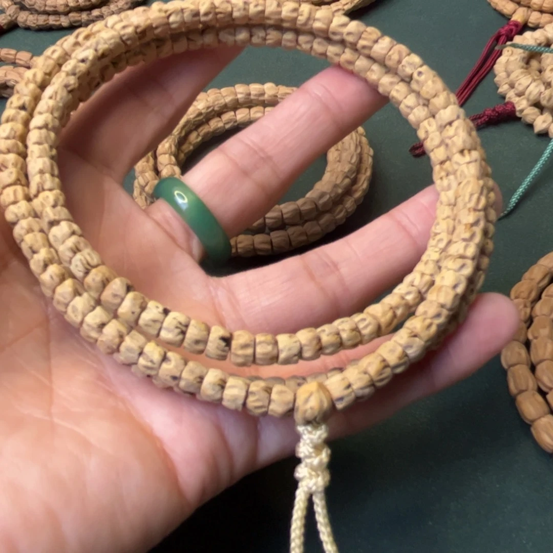 柏香籽/百香籽手串肖*