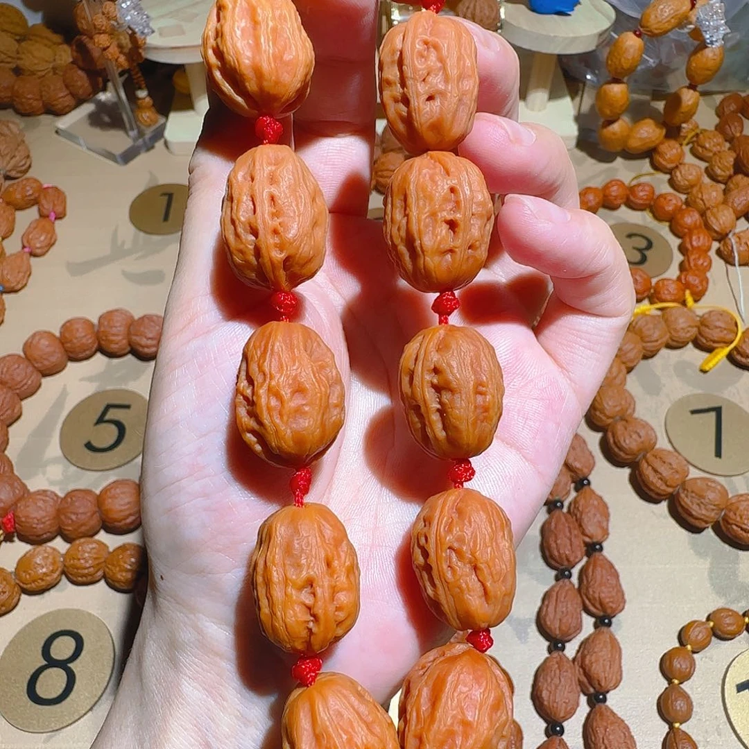 老****录文玩核桃吊坠招财小枣