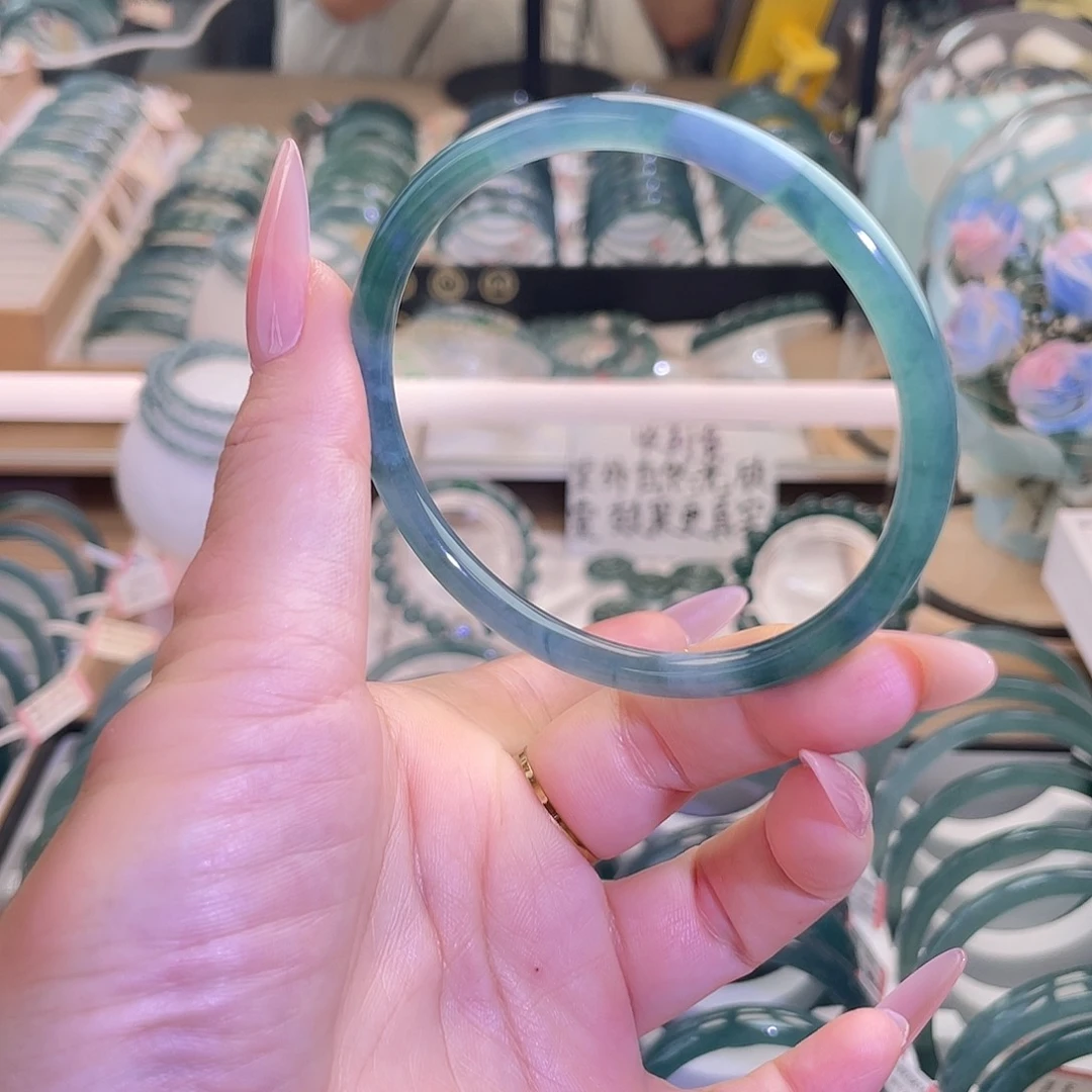 翡翠未镶嵌手镯58-59圈