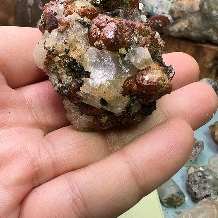 融***光珠宝半成品未镶嵌水晶