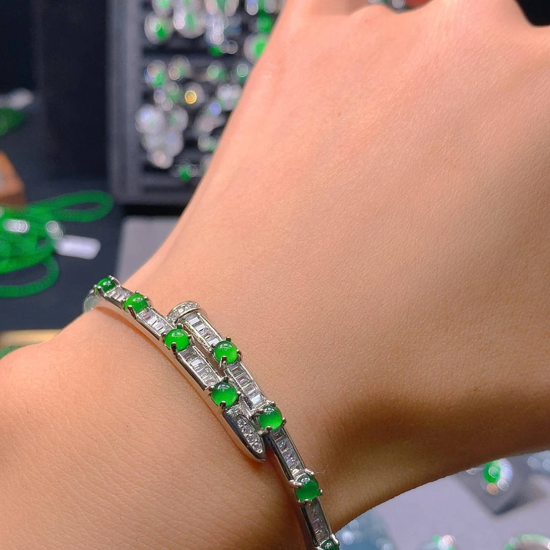 翡翠未镶嵌耳饰天然翡翠