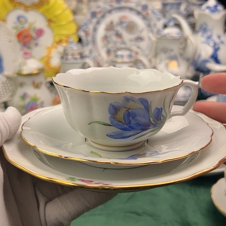 梅森二等花卉茶杯碟盘
