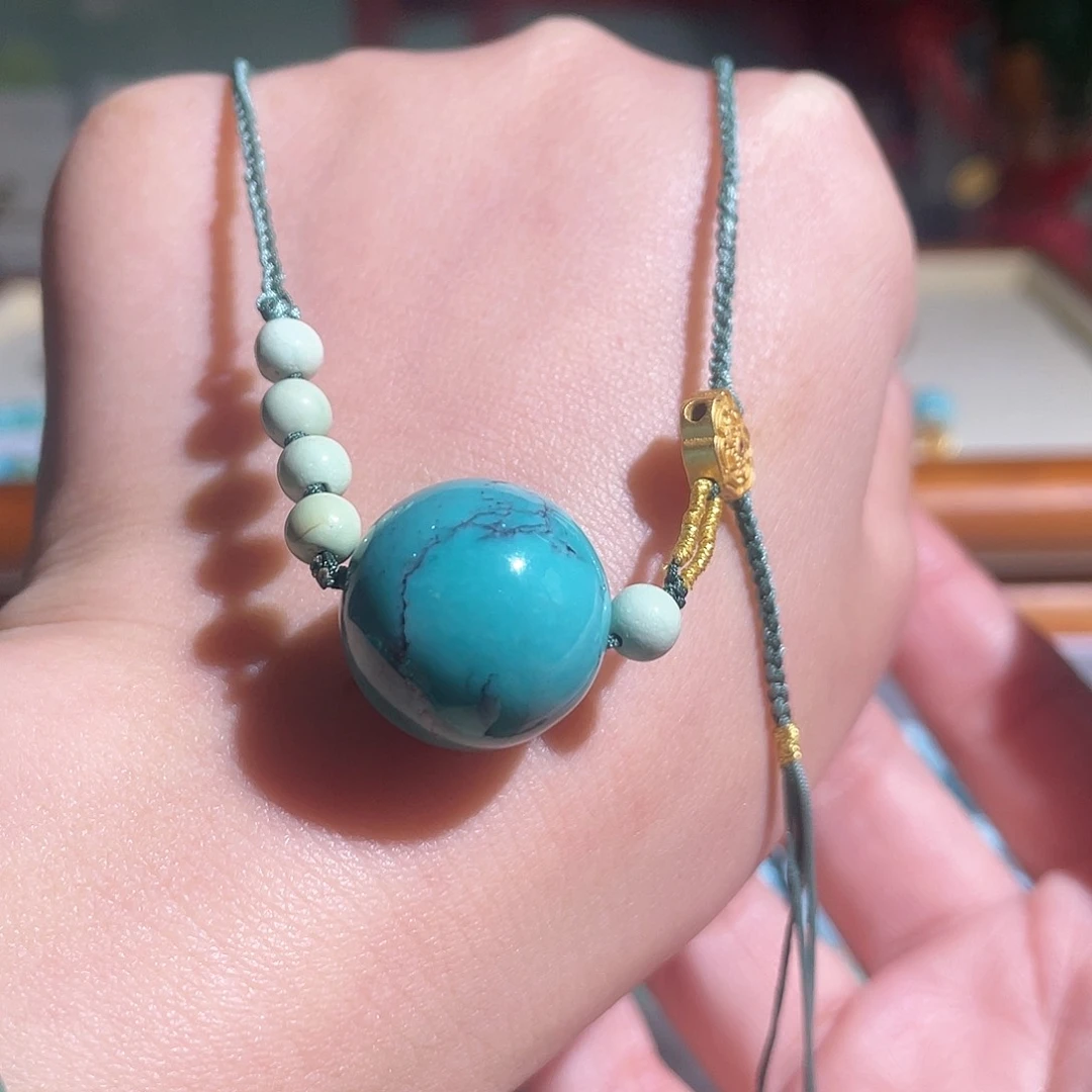 绿松石配饰未镶嵌