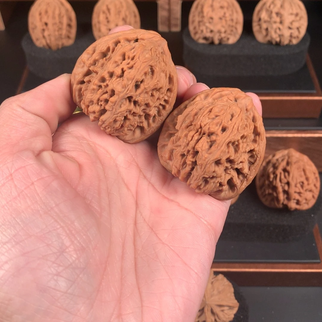 文玩核桃吊坠南疆石鹰嘴