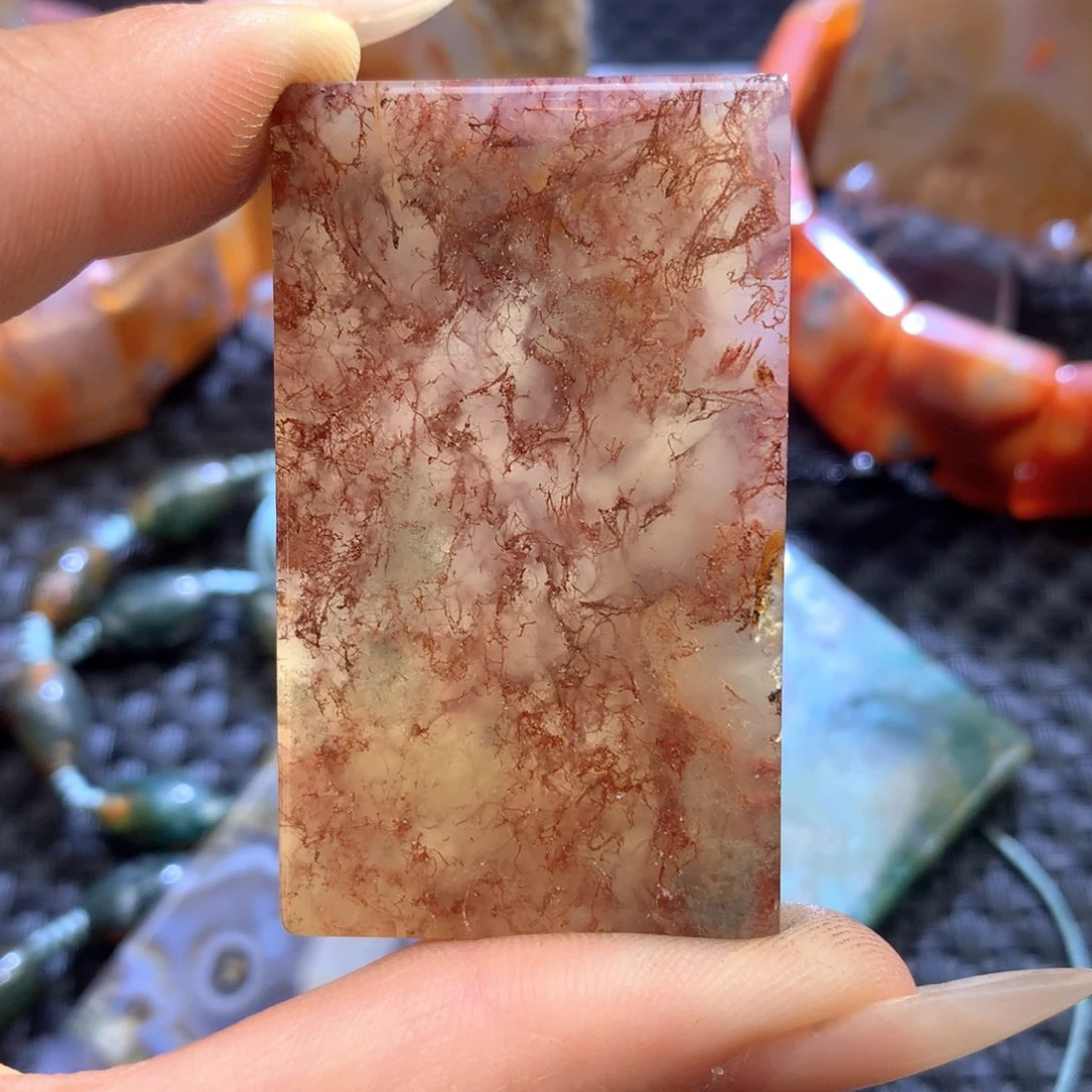 玛瑙/玉髓颈饰未镶嵌福**得