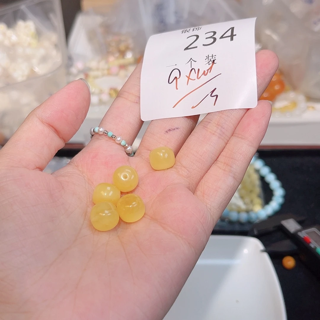 未镶嵌珠宝半成品水晶234 。