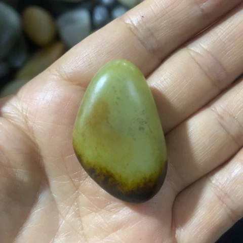 袁***安和田玉（糖玉）未镶嵌车挂