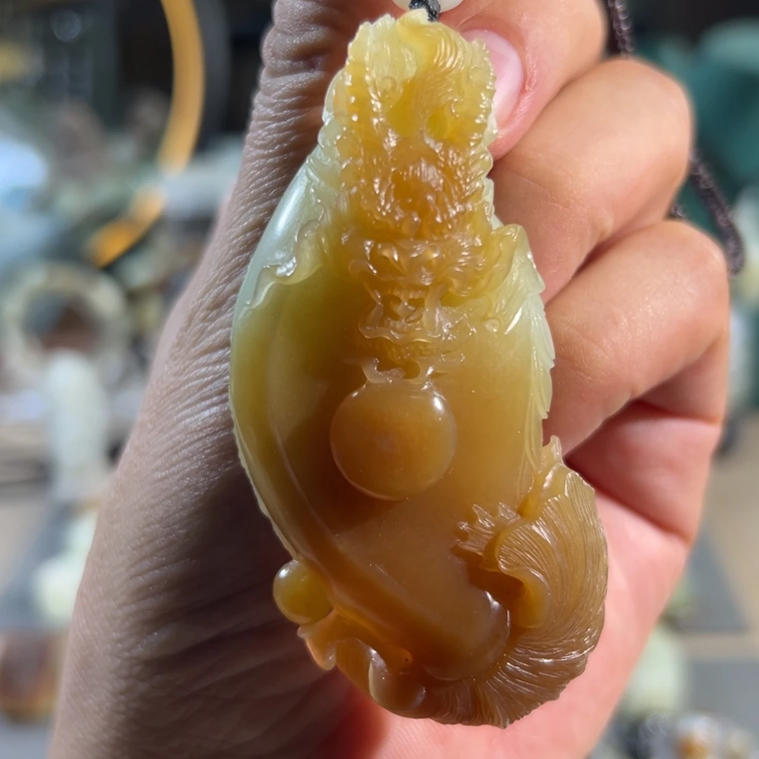 和田玉未镶嵌把件且未料