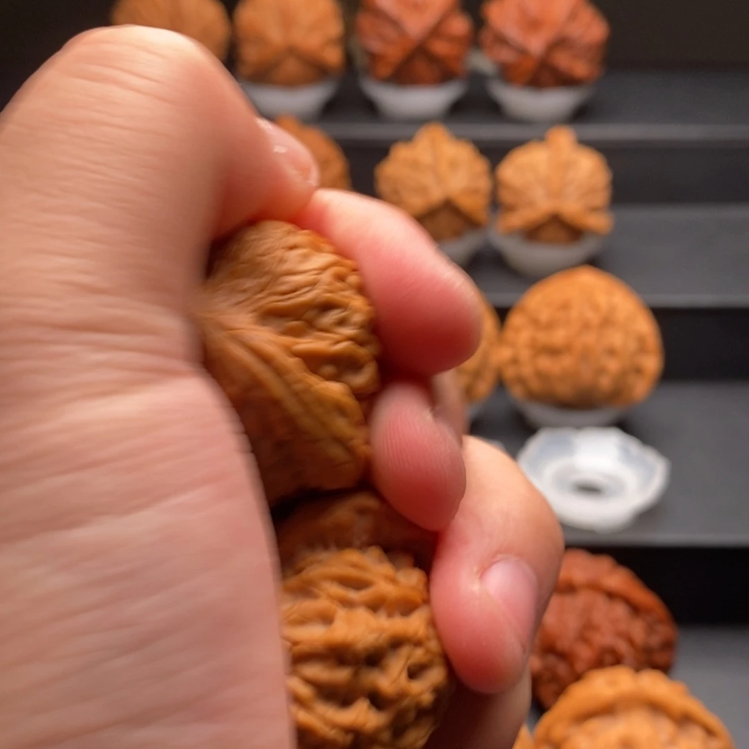 文玩核桃把件W*核为贵