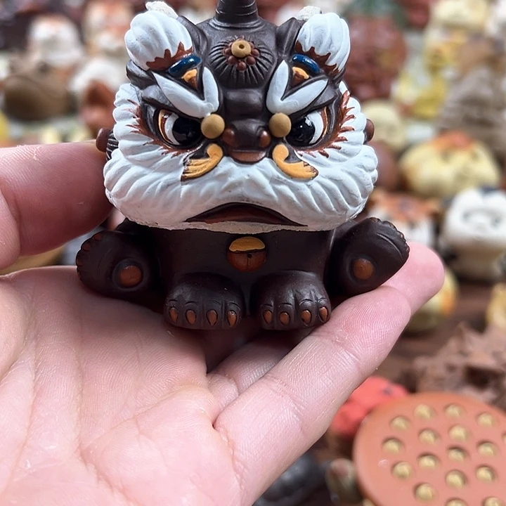 紫砂茶宠紫砂茶宠红色小狮子