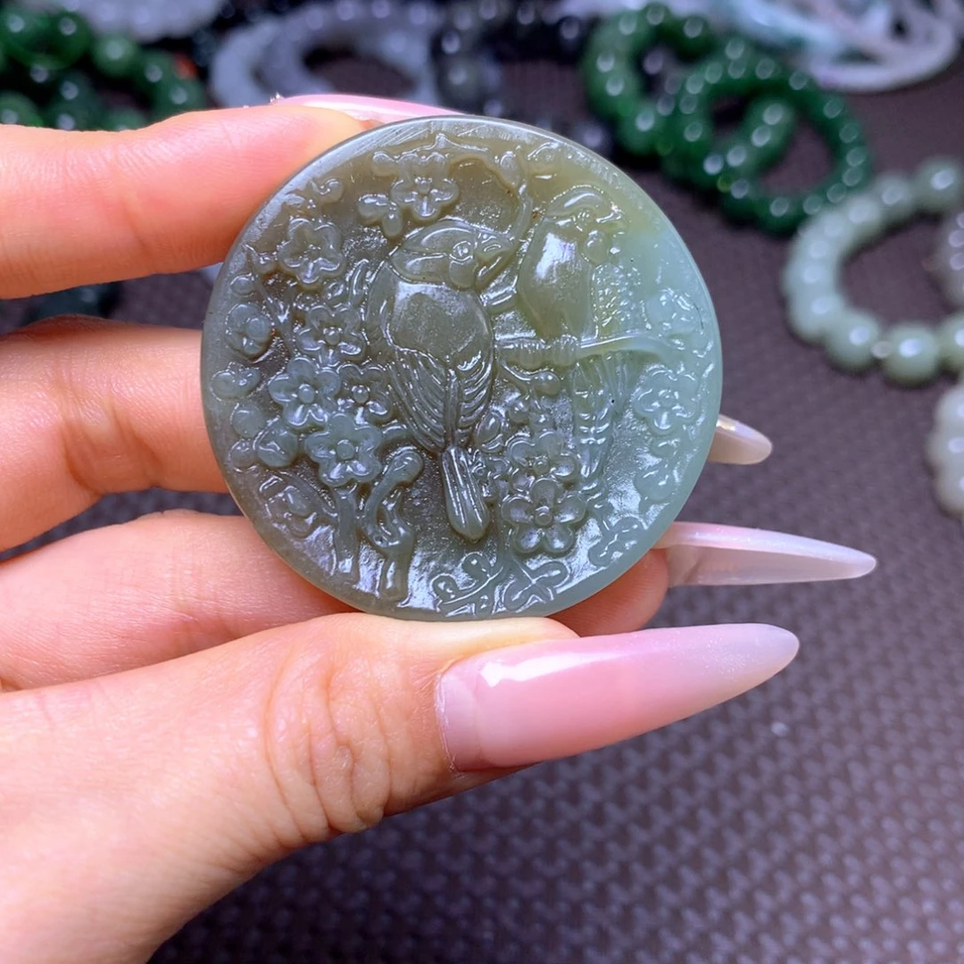 和田玉未镶嵌手串