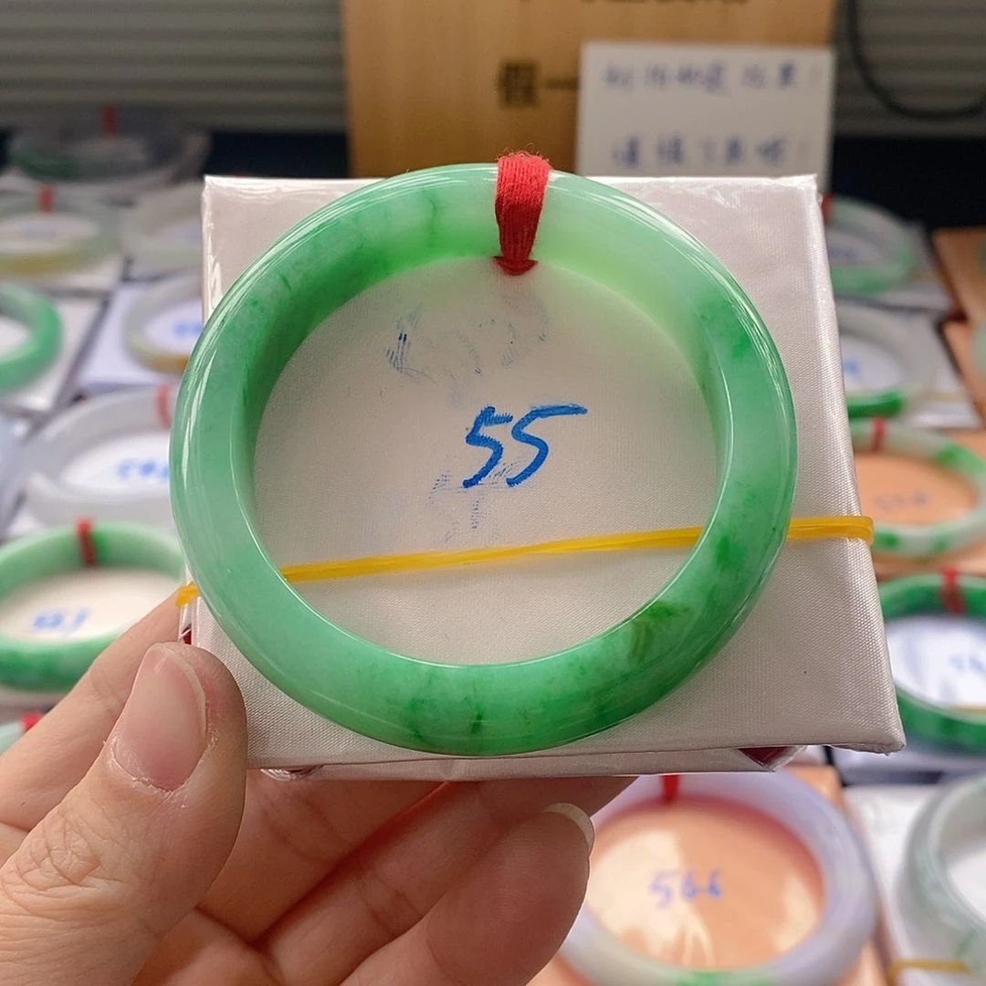 翡翠手镯未镶嵌?***?手镯