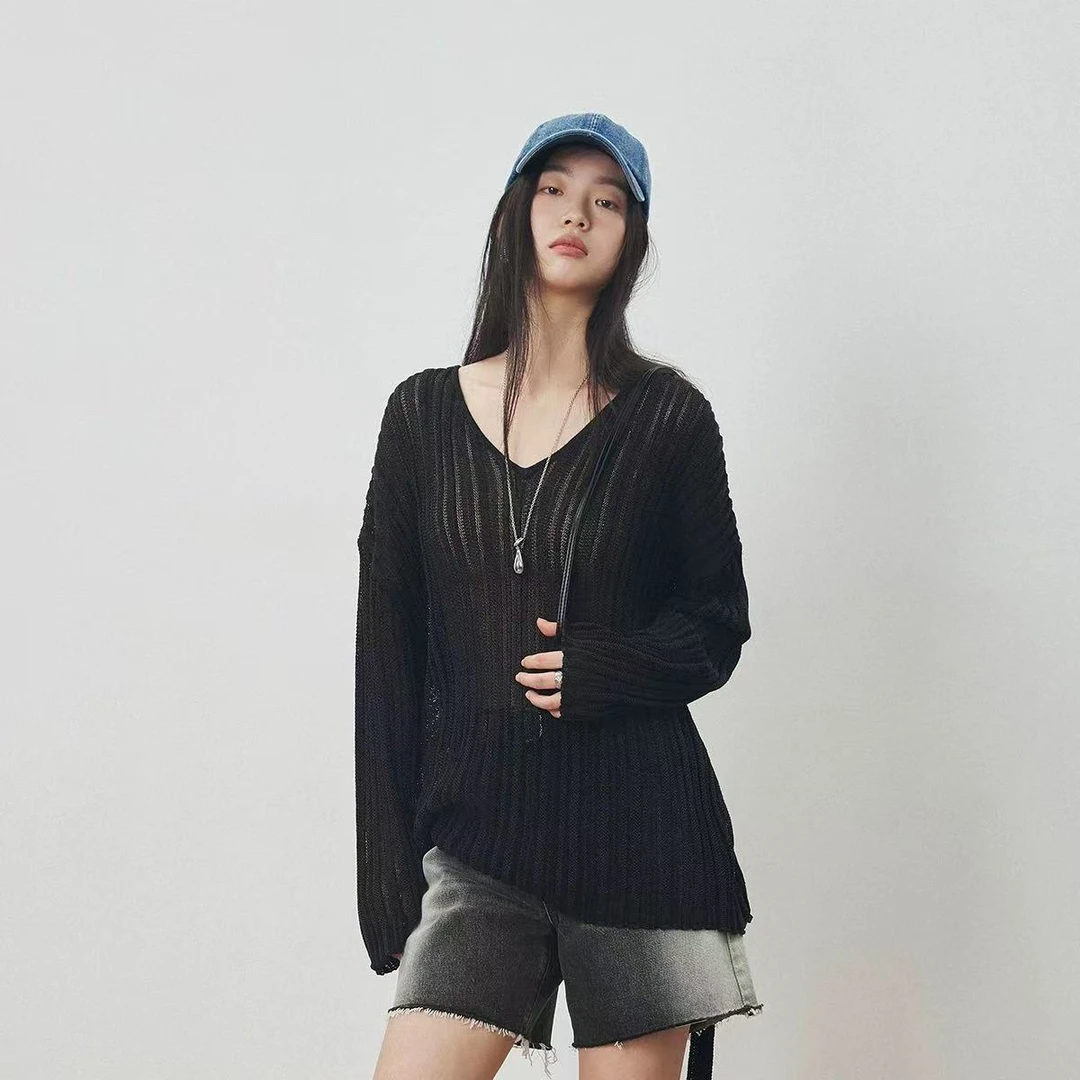 进口和纸松弛落肩版型自在轻盈V领系带纯色空气针织衫9849