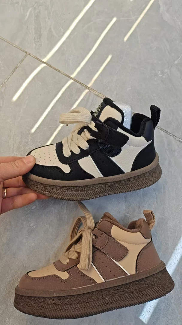 303新款轻便时尚儿童运动鞋