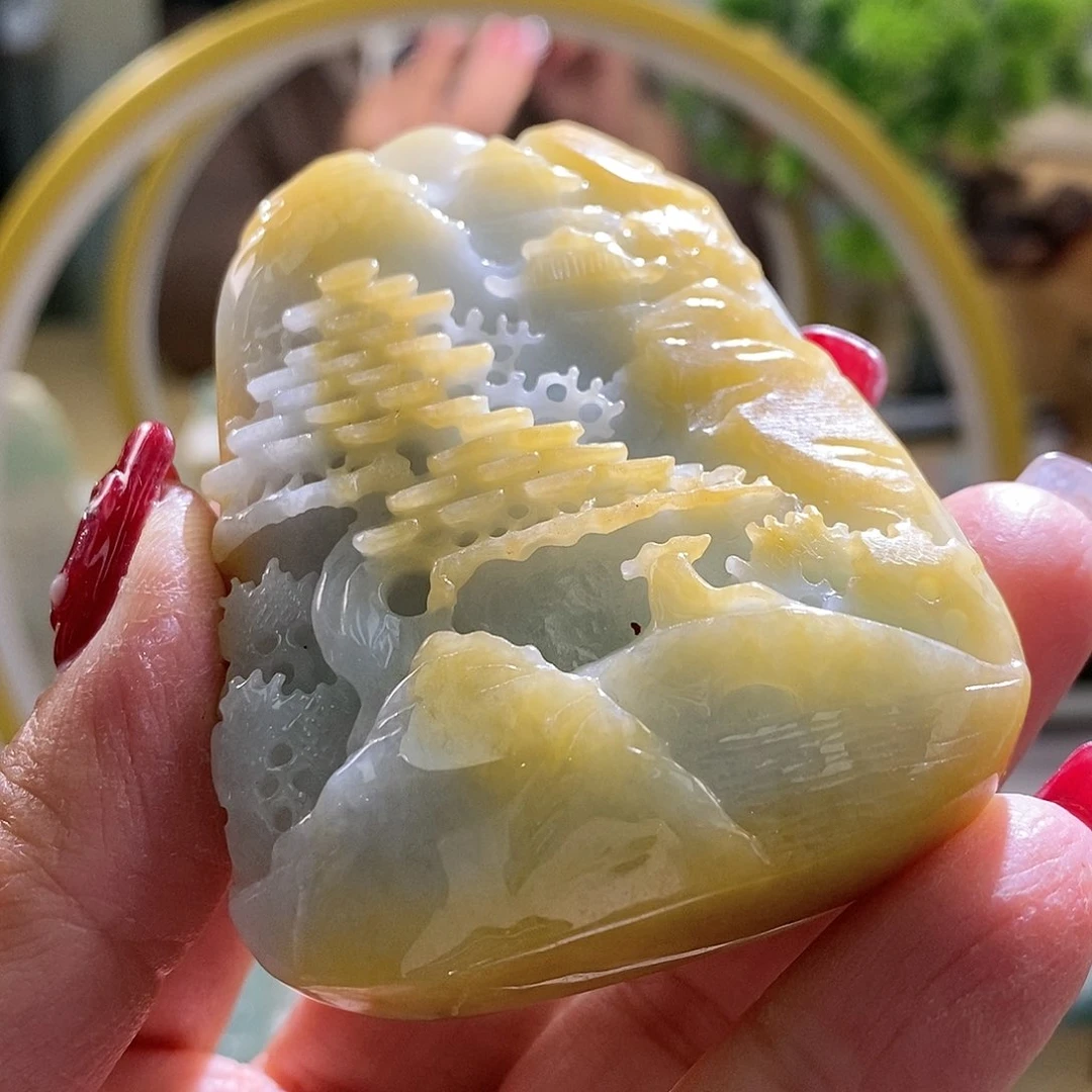 【闪购商品】翡翠颈饰未镶嵌山水