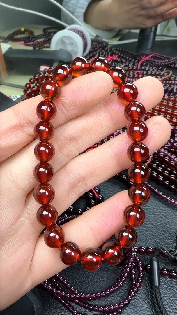 天然橙红芬达色显白石榴石卡8.5mm单圈8a