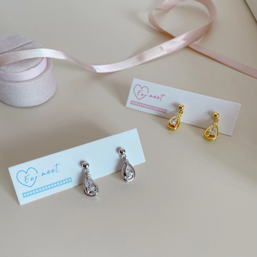 铜合金耳饰 D2055一滴泪锆石耳钉质感高级感水滴耳环