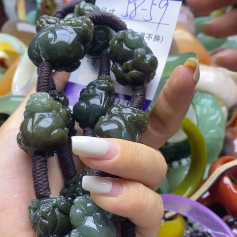 和田玉未镶嵌颈饰爱***你