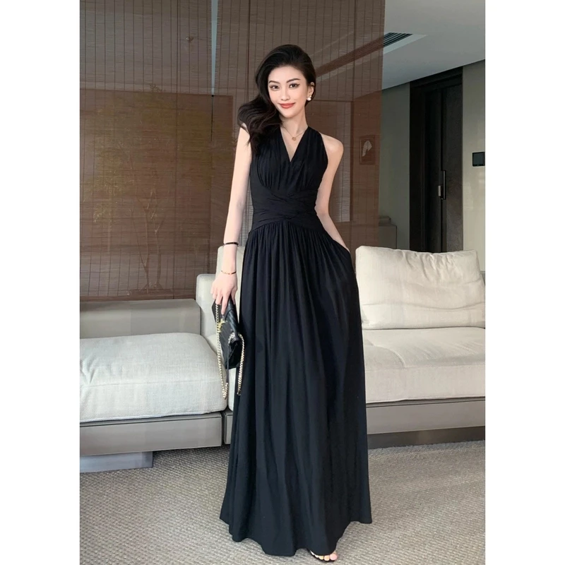 2025春季气质显瘦黑色连衣裙夏季新款时尚收腰小黑裙法式长裙