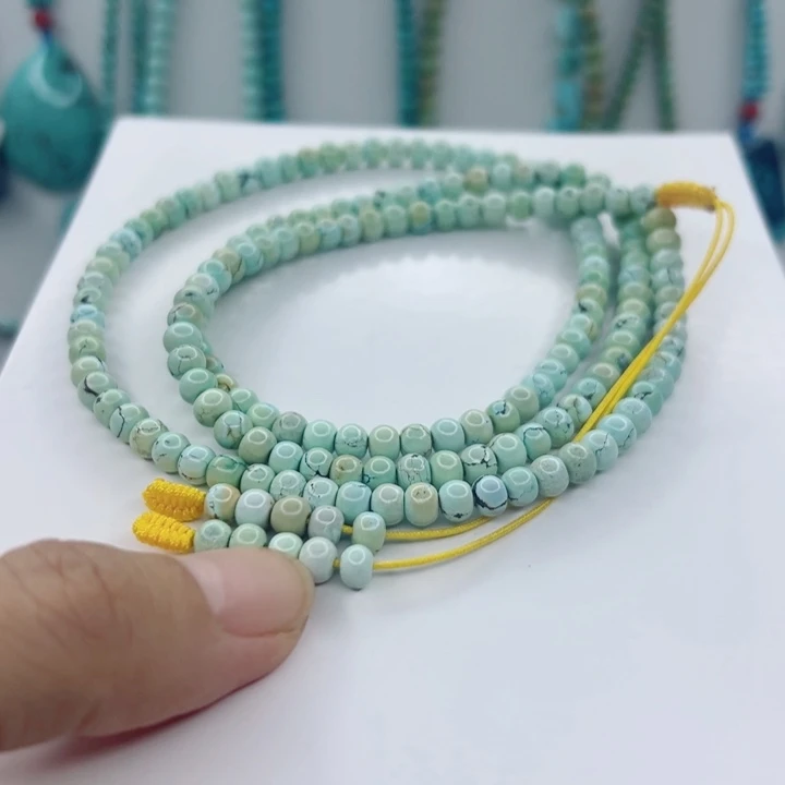 绿松石未镶嵌颈饰