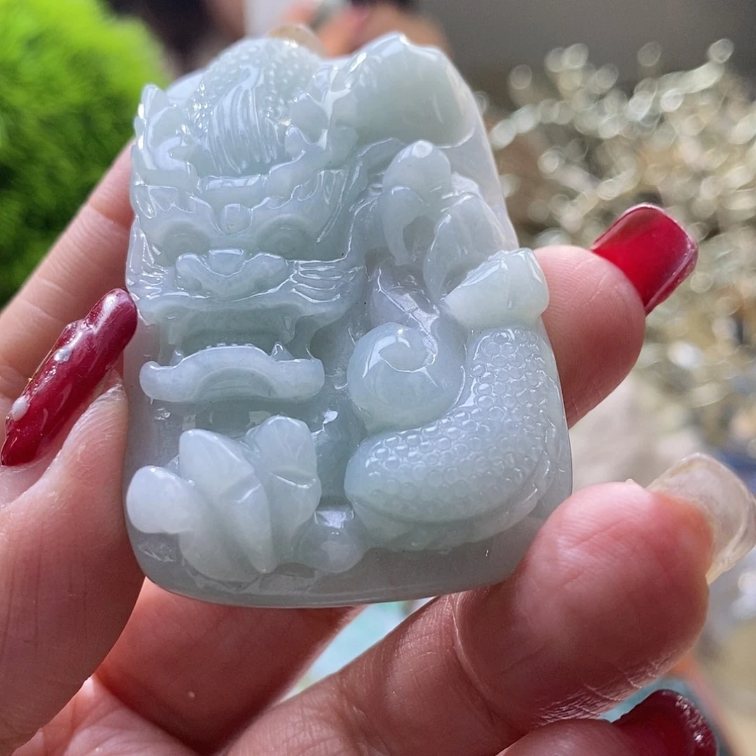 【闪购商品】翡翠颈饰未镶嵌龙牌