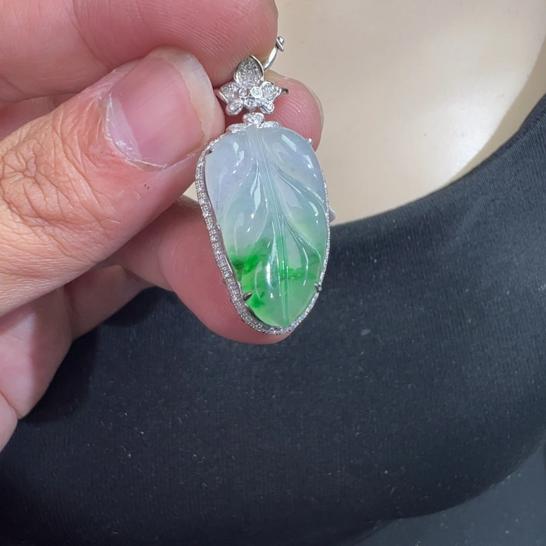 翡翠18K金镶嵌吊坠(不含链)