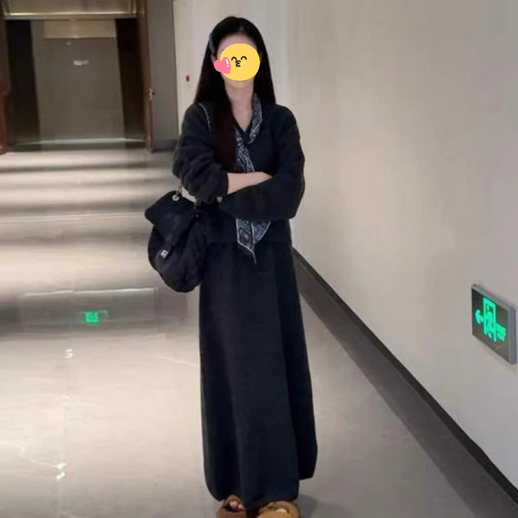 早秋新款巨好看一整套垂感针织套装女配丝巾长袖毛衣半身裙两件套