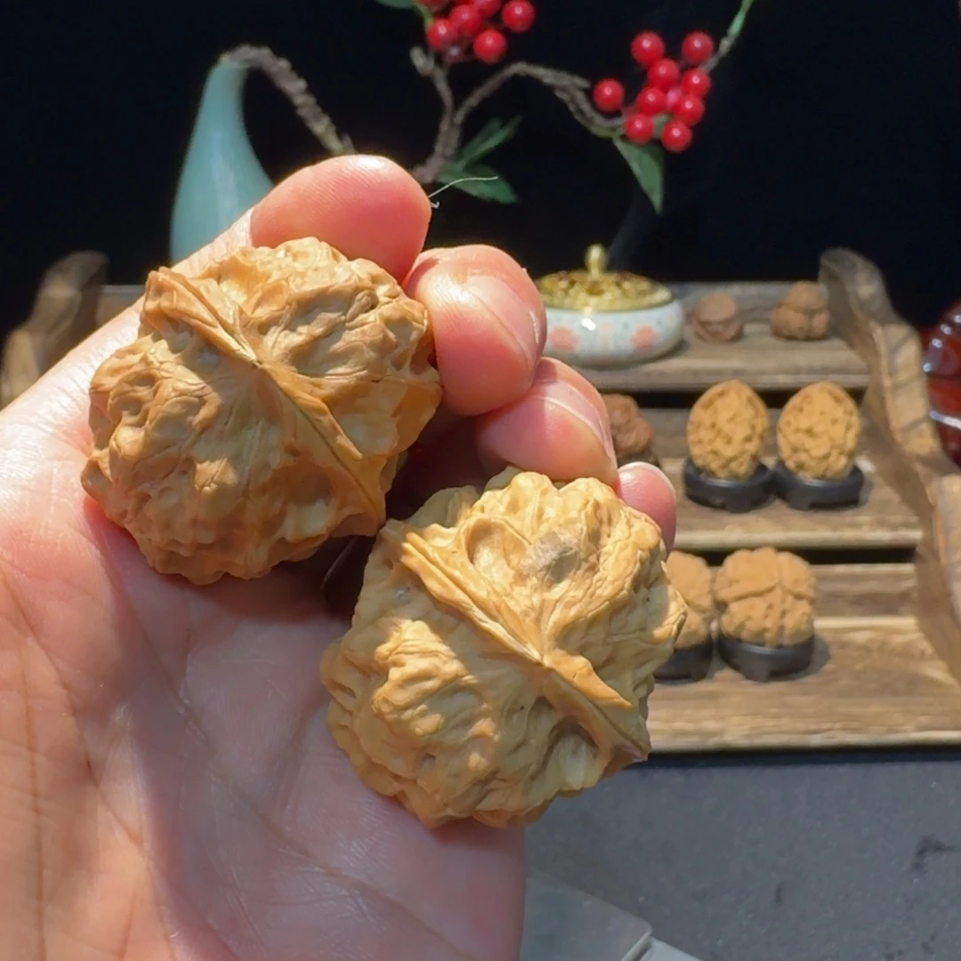 把件文玩核桃云南铁核桃50