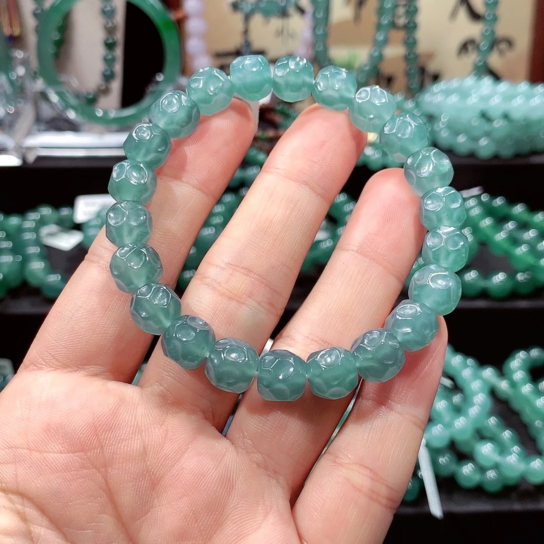 我***作翡翠未镶嵌手链卡9➕