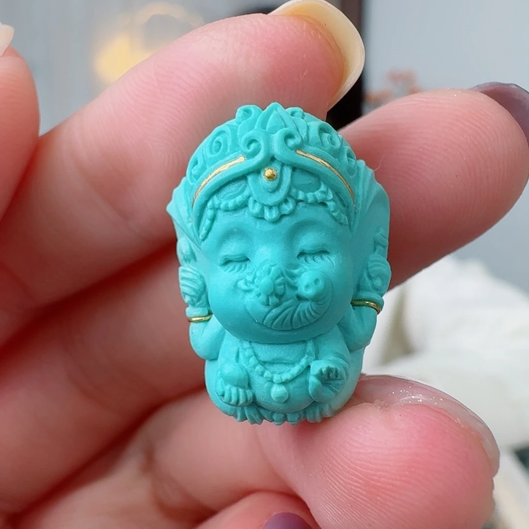 绿松石未镶嵌珠宝奇石