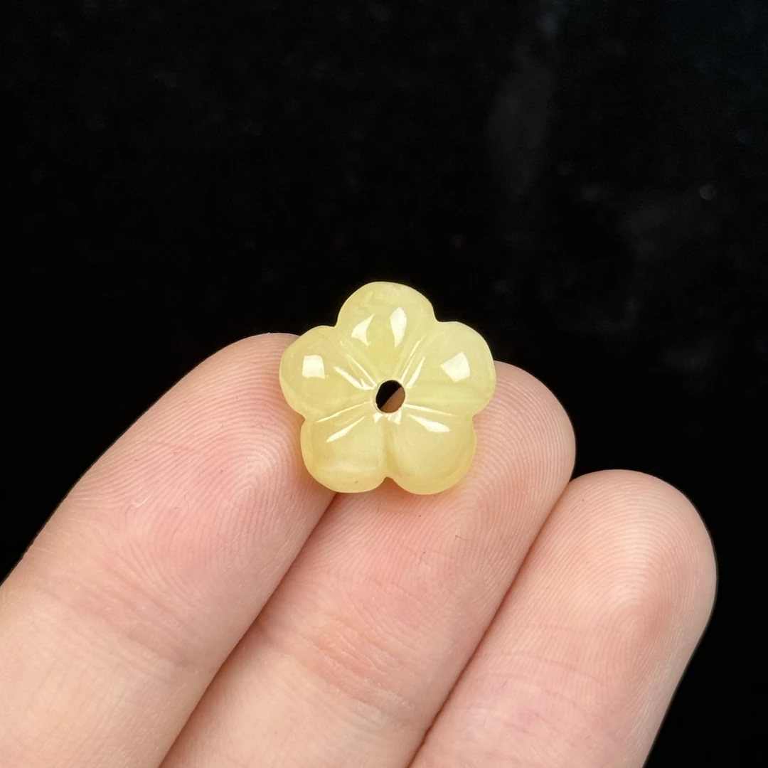 K9346天然原矿蜜蜡 小五瓣花14.5*7.4mm 支持鉴定假一罚十