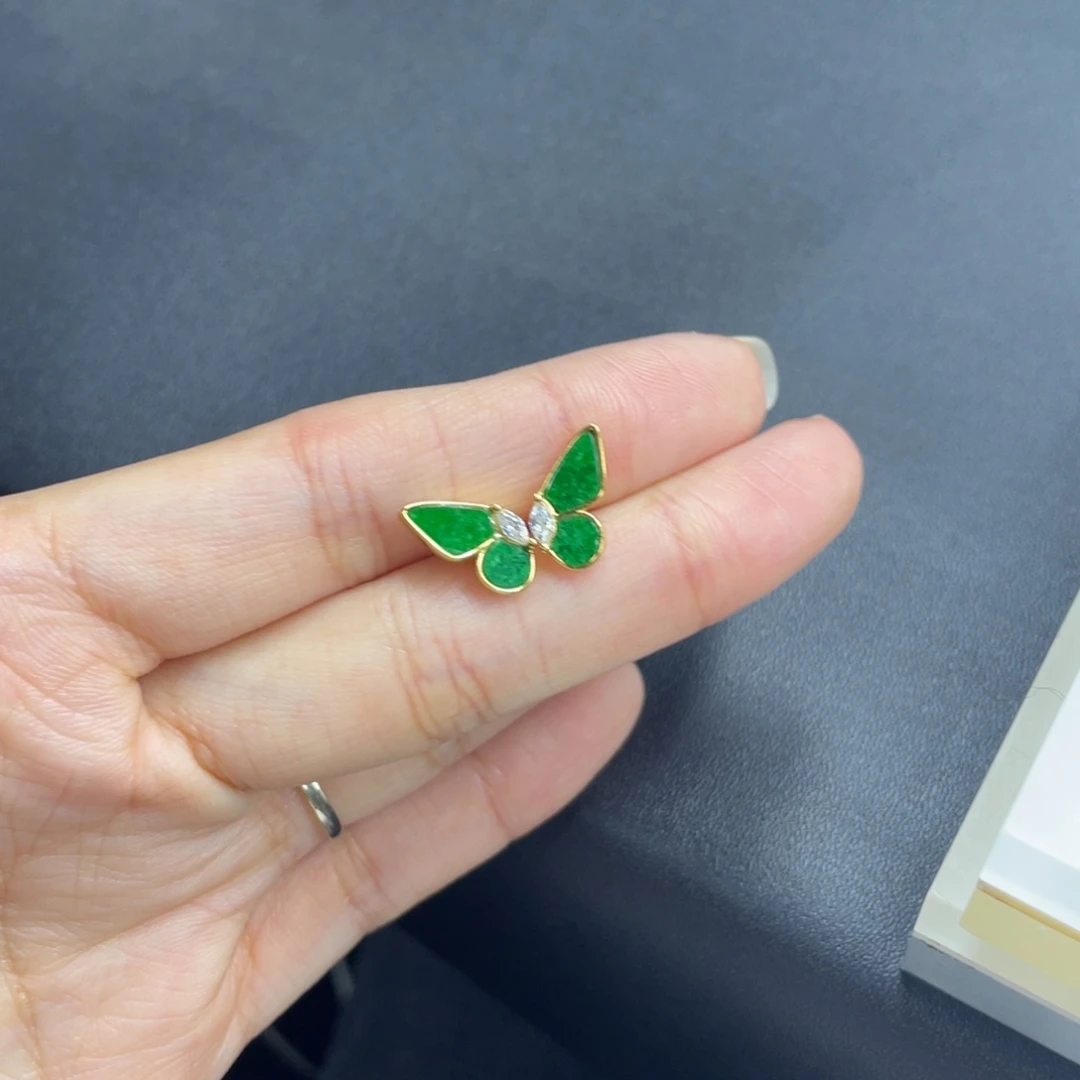 翡翠未镶嵌颈饰蝴蝶耳饰