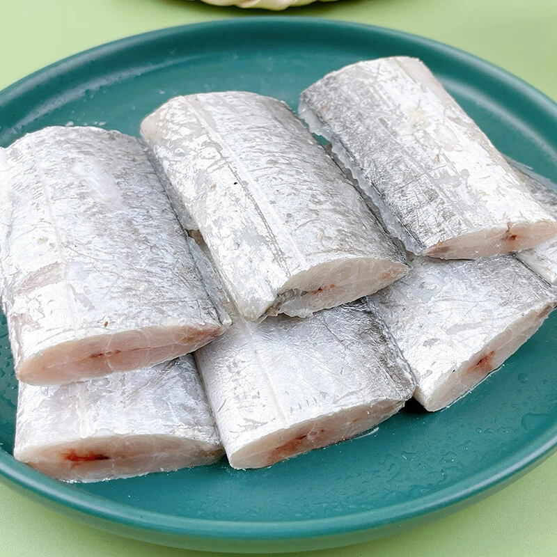 舟山小眼带鱼段新鲜油带5斤装刀鱼段(去头去尾)