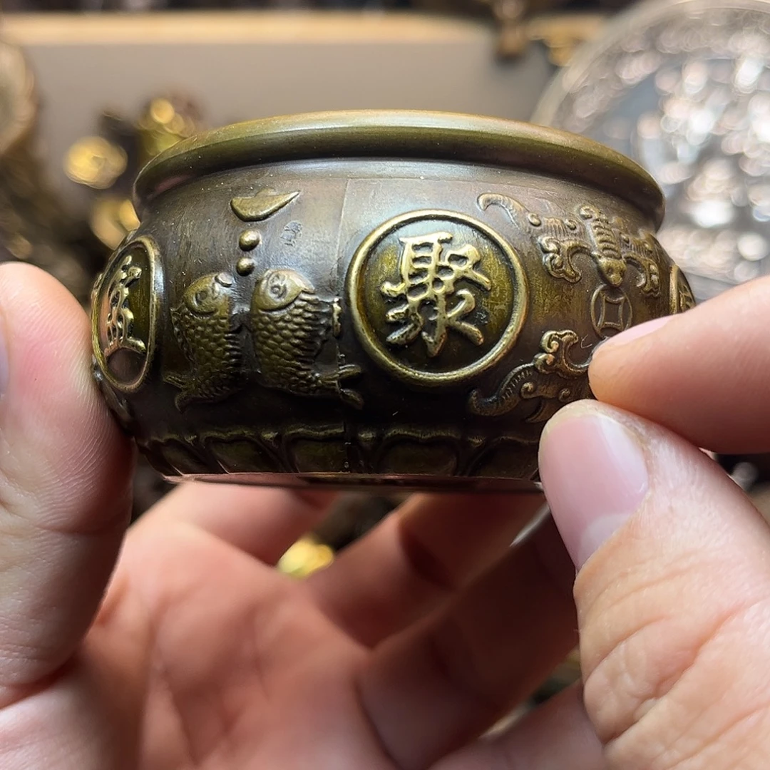 精美铜器工艺品等